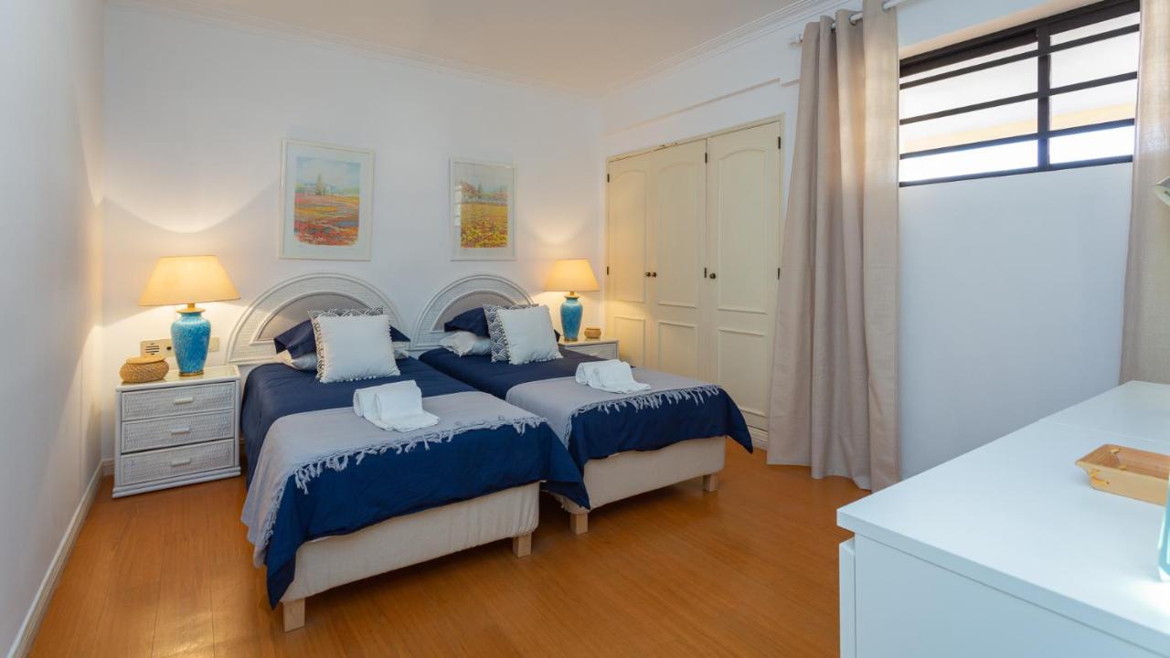 Marina 2Bdr Apartment With Balcony & Pool - 5Min From Beach By Lovelystay Quarteira Exterior photo